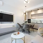 Stylish 2br Vilacrosse Passage - Netflix *
