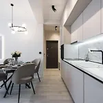 Stylish 2br Vilacrosse Passage - Netflix