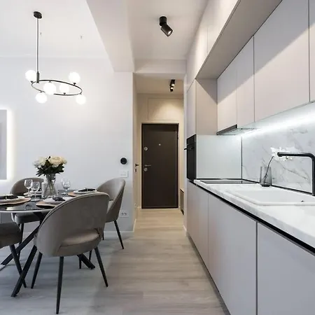 Stylish 2br Vilacrosse Passage - Netflix