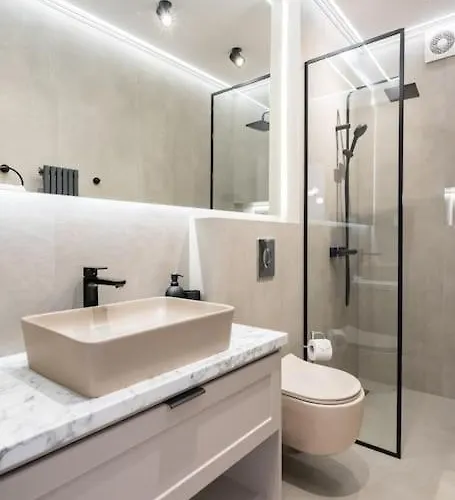 Daire Stylish 2br Vilacrosse Passage - Netflix Bükreş